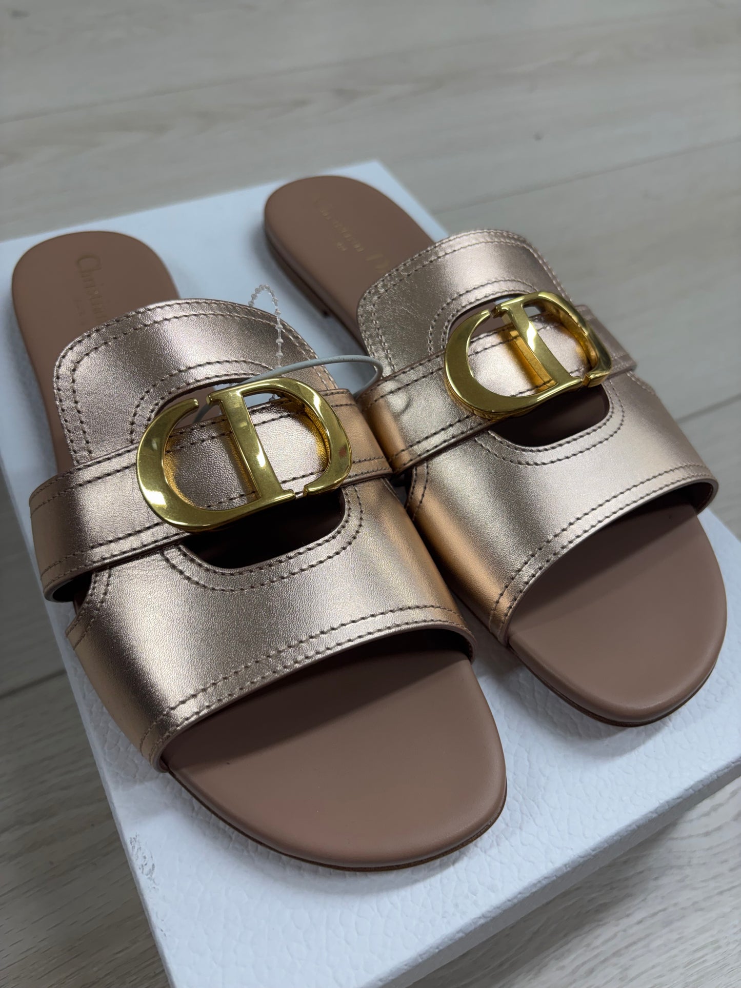 NWT Dior 30 Montaigne Slide in Rose Calfskin