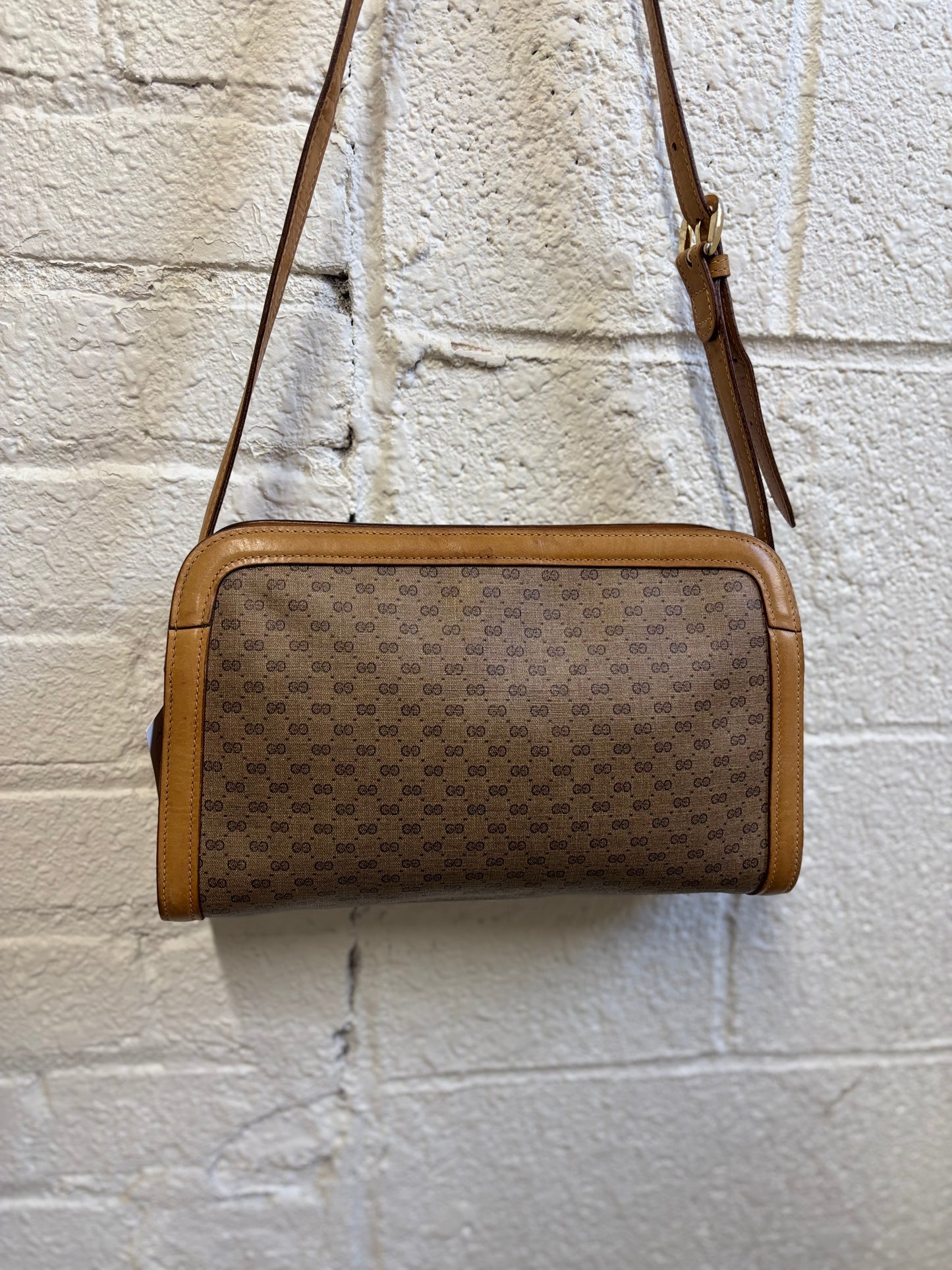 Vintage Gucci Micro GG Monogram Leather Shoulder Bag