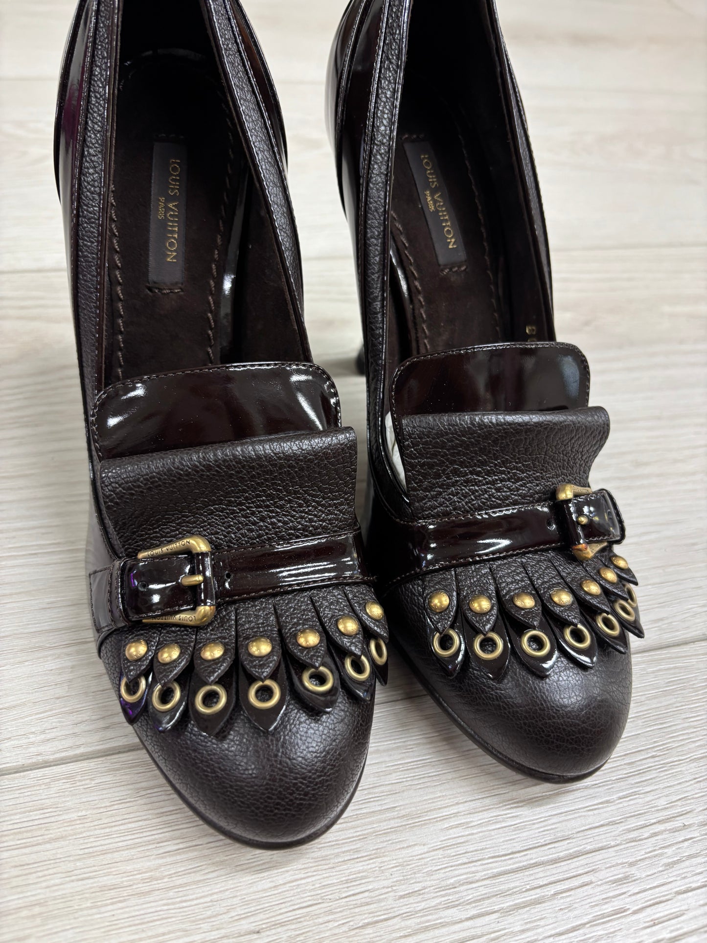 Louis Vuitton Balmoral Brogue Leather Pump in Moka with Gold Stud Accents