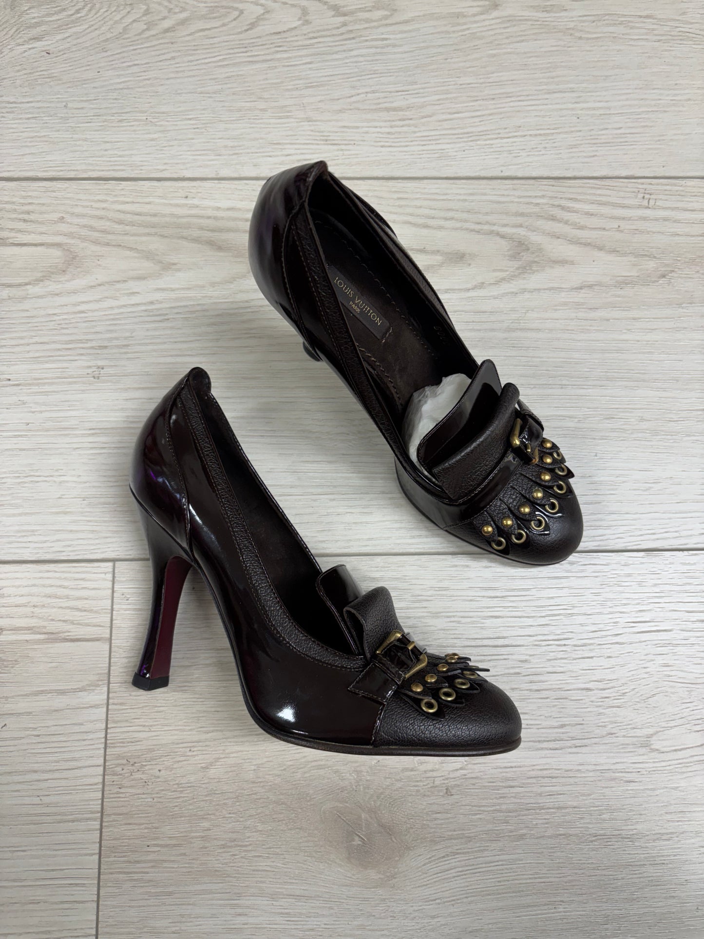 Louis Vuitton Balmoral Brogue Leather Pump in Moka with Gold Stud Accents