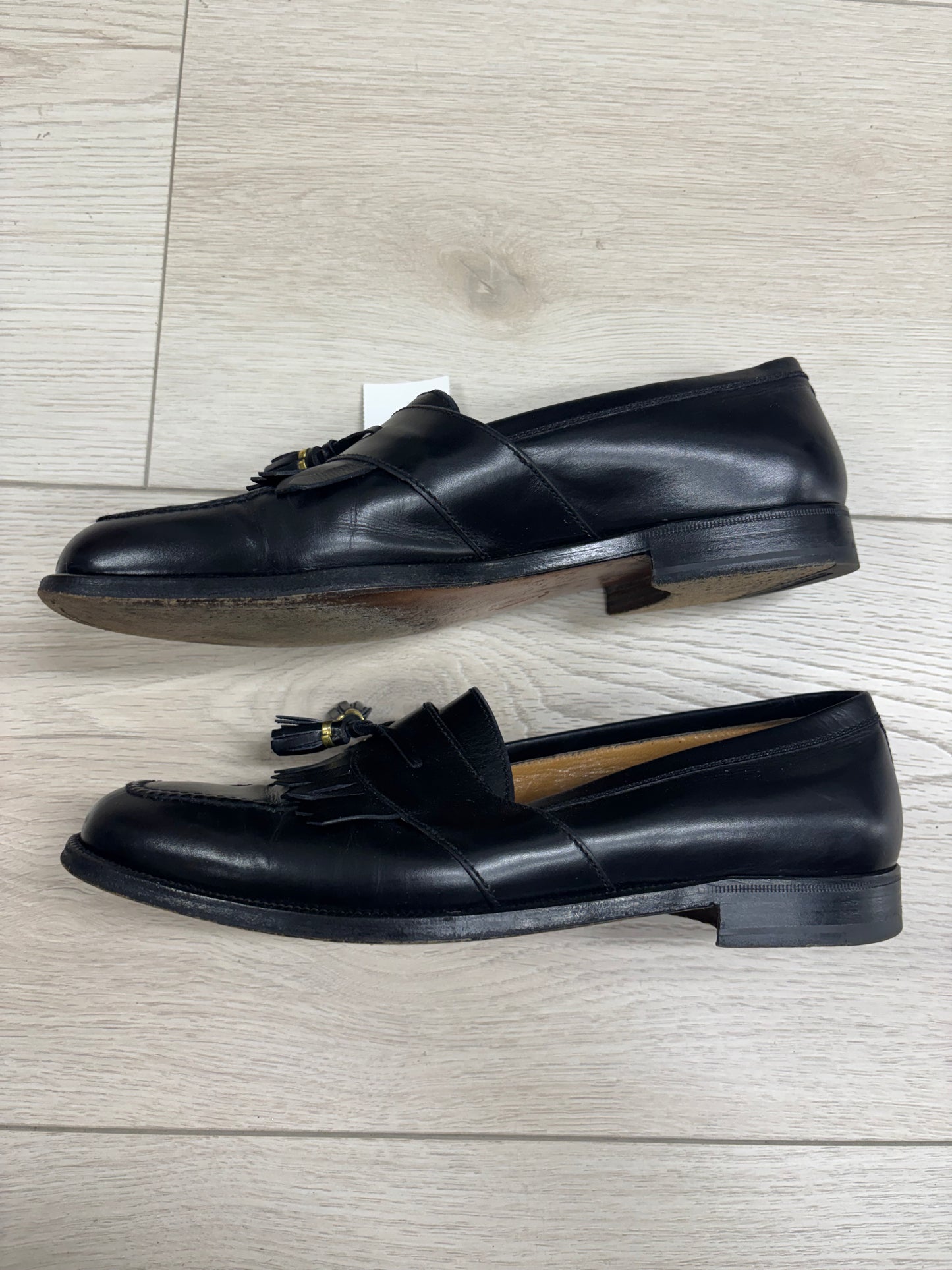 Vintage Gucci Black Leather Tassel Loafers
