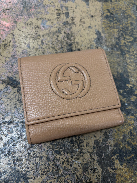 Gucci Interlocking G Logo SoHo Compact Trifold Wallet Brown
