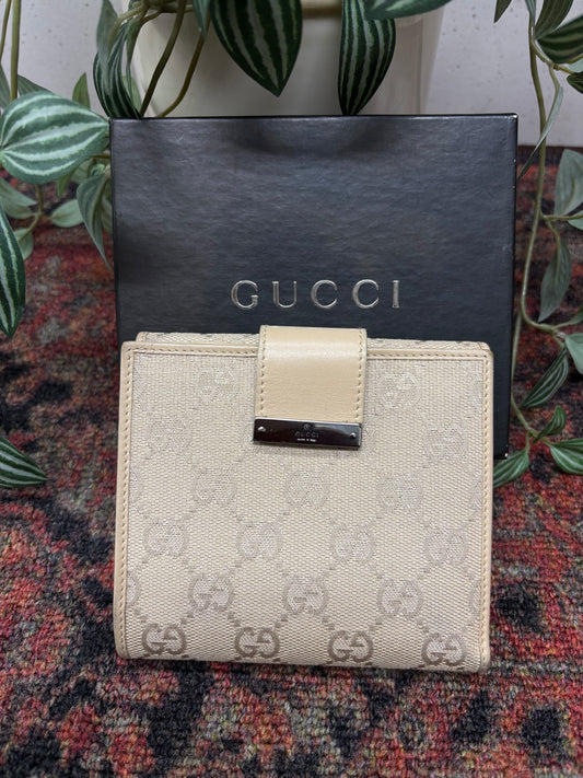 Vintage Gucci GG Canvas Bifold Beige Wallet