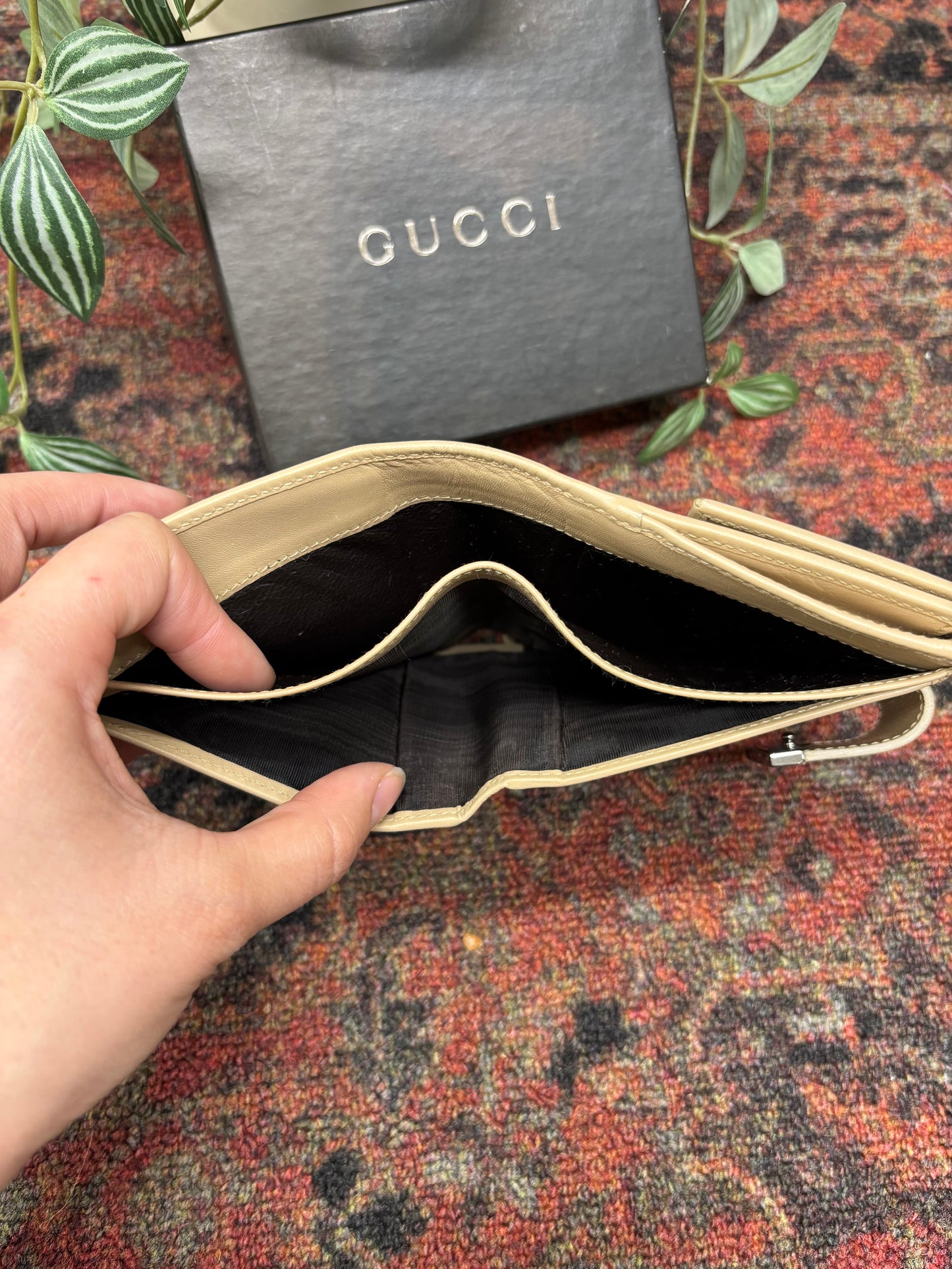 Vintage Gucci GG Canvas Bifold Beige Wallet