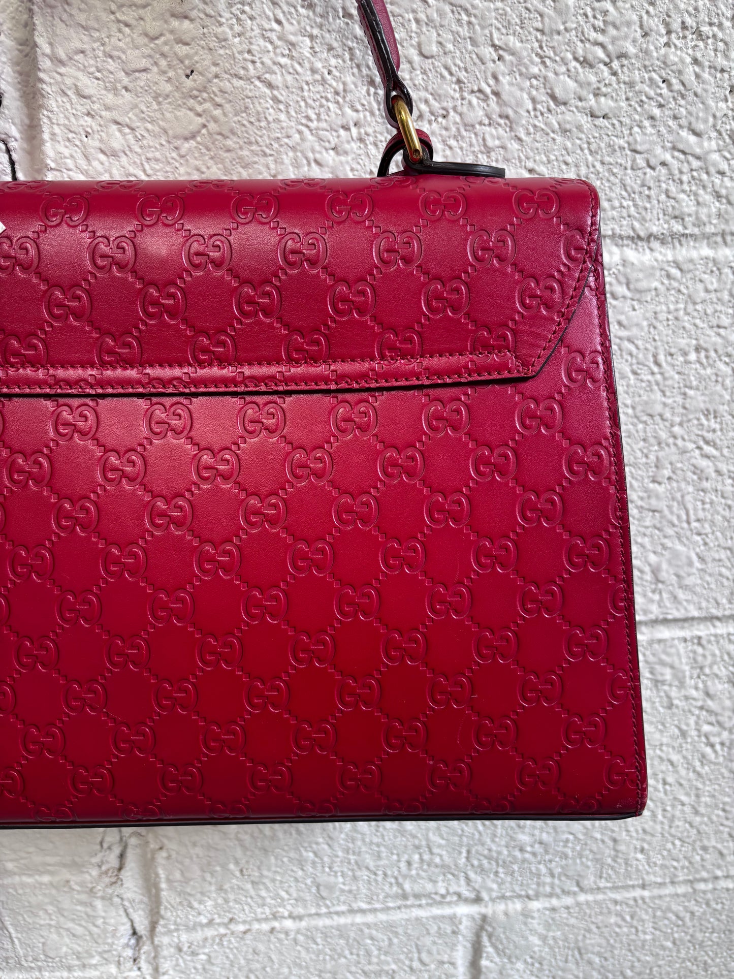 Gucci Guccissima Signature Medium Padlock Top Handle Leather Bag in Hibiscus Red
