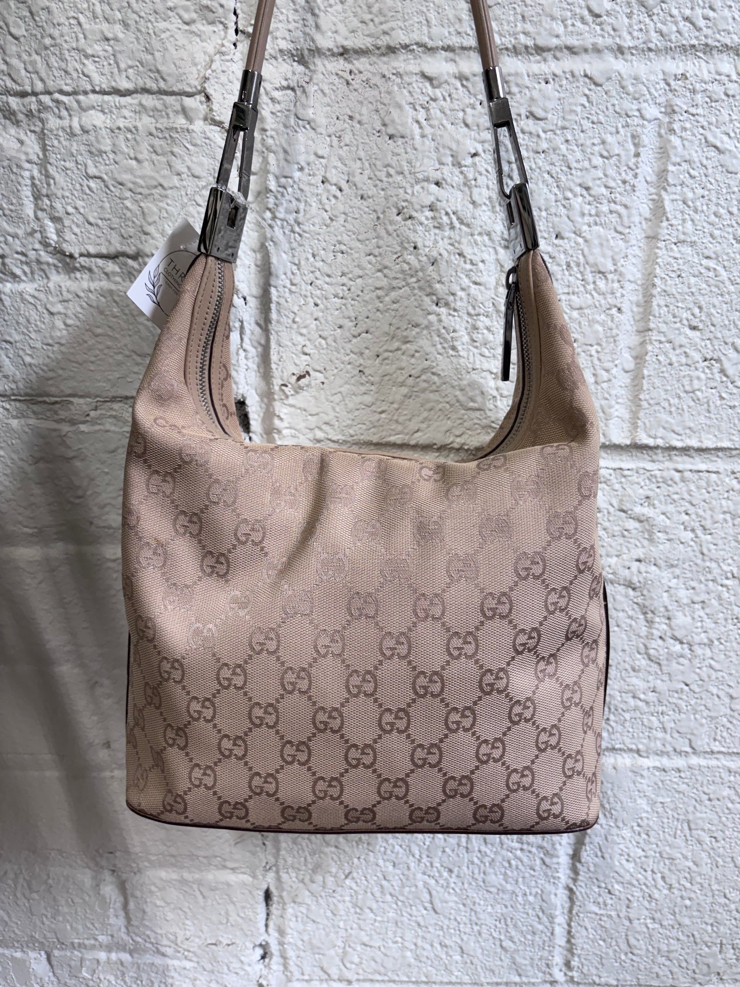 Gucci Clasp Hobo Shoulder Bag in Beige GG Canvas